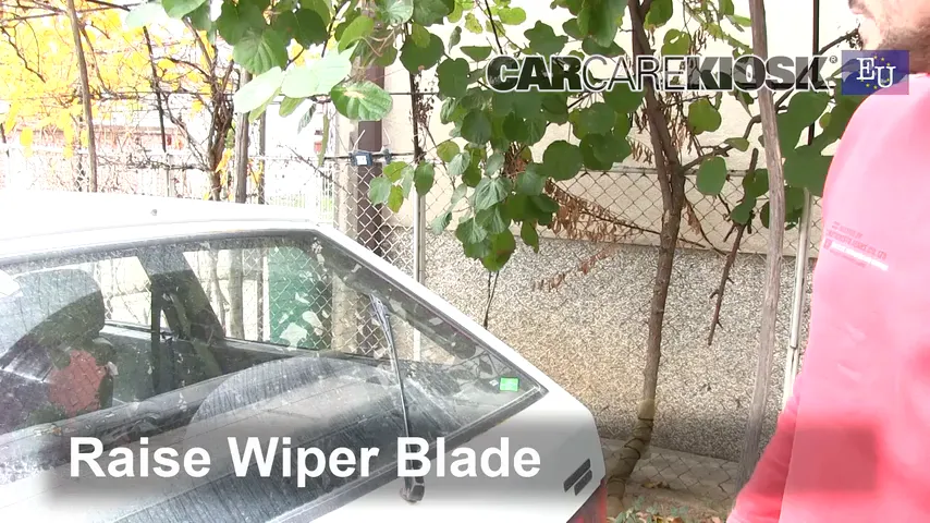 1993 Lada Samara 1300 S 1.3L 4 Cyl. Escobillas de limpiaparabrisas trasero